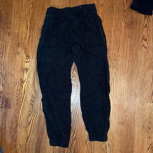 American eagle joggers